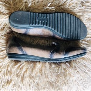 New Balance Shoes - NWOT New Balance Cobb Hill flats 8M New Balance Shoes - NWOT New Balance Cobb Hill flats 8M
